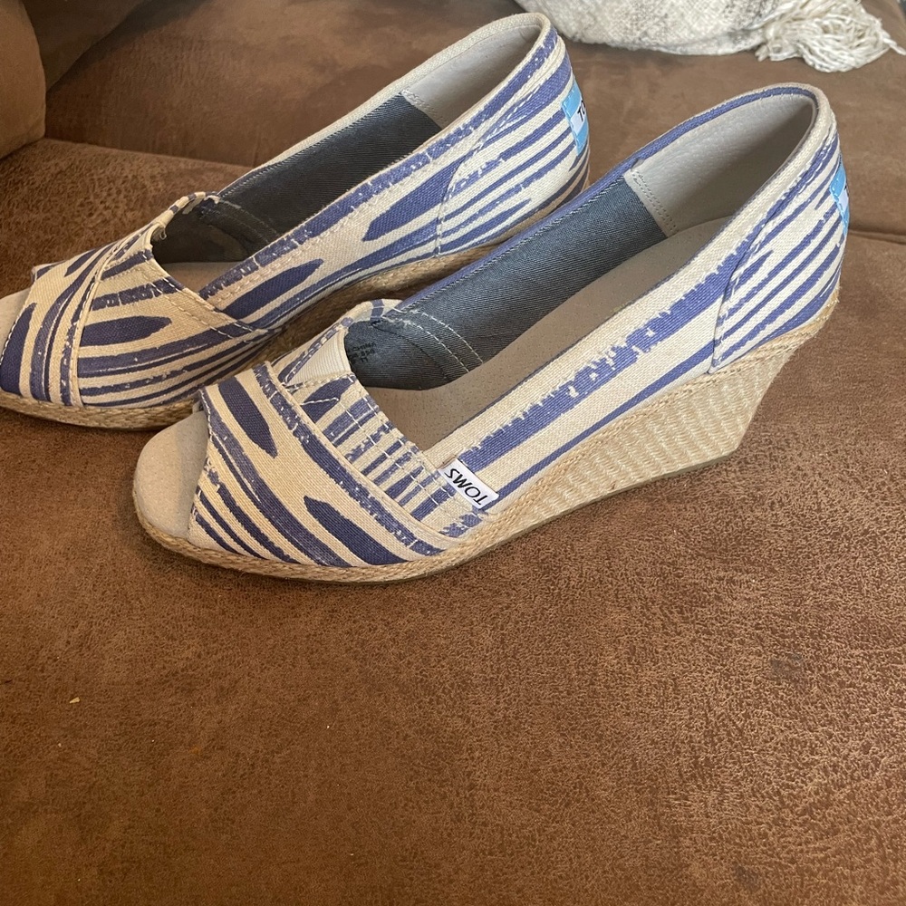 Toms Blue and White Nautical Wedge Espadrilles